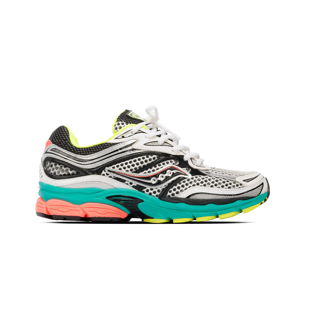 Saucony ProGrid Omni 9 Mutant